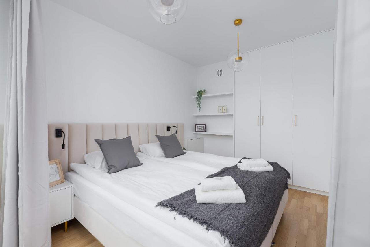 Politechnika Krakowska Apartment By Renters Prestige Exterior photo
