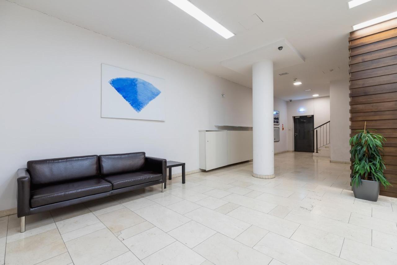 Politechnika Krakowska Apartment By Renters Prestige Exterior photo
